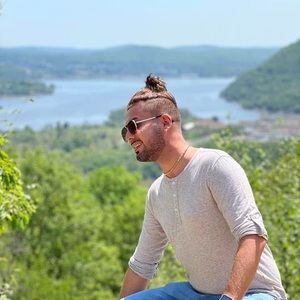 Meet your Posher, Ken elias